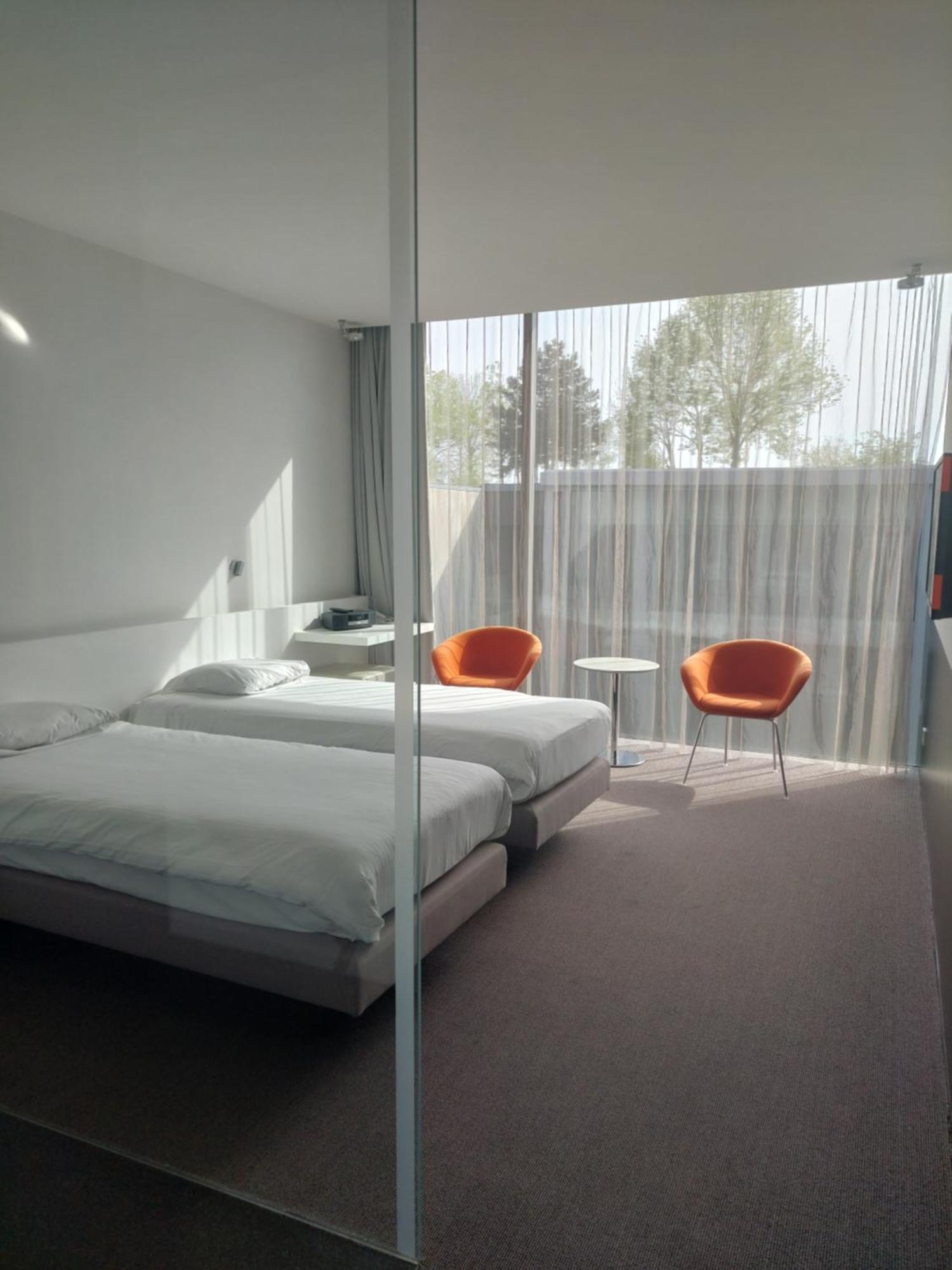 D-Hotel Kortrijk Eksteriør bilde